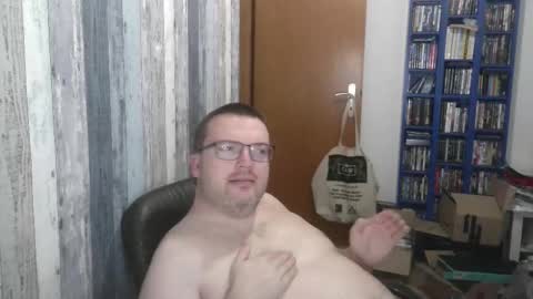 Oliver online show from September 24, 7:17 pm