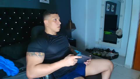 Snapshot of stily_santos_ chatting on September 14, 3:16 am stily online show from September 14, 3:16 am