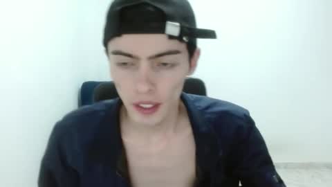 Snapshot of stiv_grant chatting on March 21, 12:59 am stiv_grant online show from March 21, 12:59 am