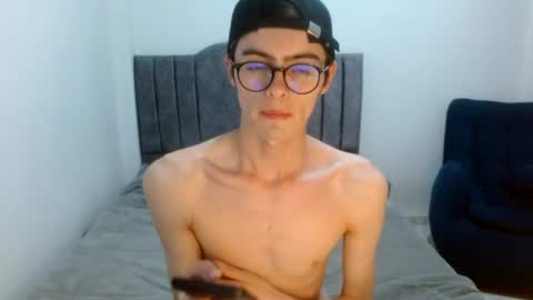 stiv_grant online show from June 12, 1:10 pm