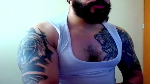 stiven253958 online show from April 19, 3:44 pm