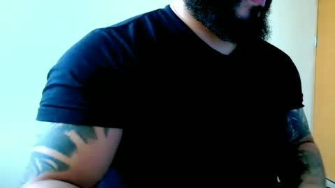 stiven253958 online show from April 21, 6:23 pm