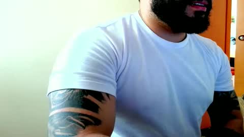 stiven253958 online show from May 8, 4:56 pm