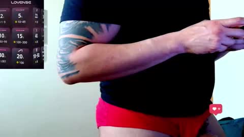 stiven253958 online show from June 2, 4:53 pm