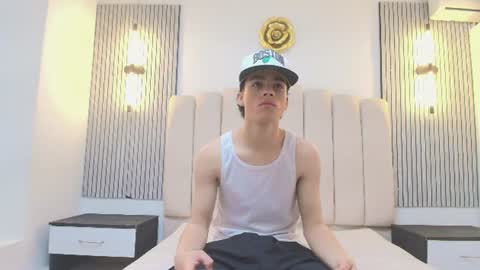 stiven_cooper2 online show from June 20, 12:08 pm