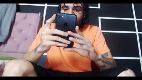 stiven online show from October 19, 5:52 am