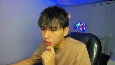 Stiwen online show from September 28, 1:38 pm