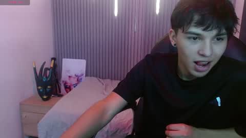 Snapshot of stiwentwink chatting on July 29, 3:54 pm Stiwen online show from July 29, 3:54 pm
