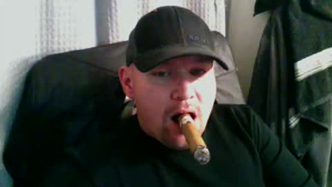 Snapshot of stogiestud69 chatting on November 16, 11:10 pm stogiestudcountryboy online show from November 16, 11:10 pm