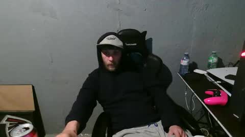 Snapshot of stonedpanda77 chatting on December 5, 4:53 am stonedpanda77 online show from December 5, 4:53 am