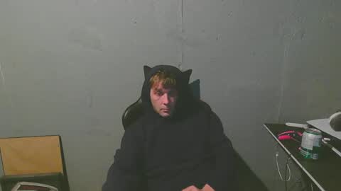 Snapshot of stonedpanda77 chatting on December 9, 4:12 am stonedpanda77 online show from December 9, 4:12 am