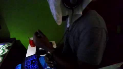 Snapshot of stonehardbbcdick1 chatting on October 1, 12:11 pm stonehardbbcdick1 online show from October 1, 12:11 pm