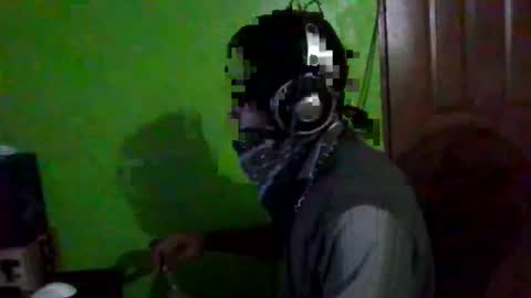 Snapshot of stonehardbbcdick1 chatting on October 27, 9:57 am stonehardbbcdick1 online show from October 27, 9:57 am