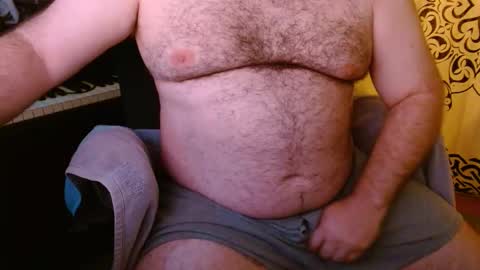 Stonerbear42 online show from September 26, 9:35 am