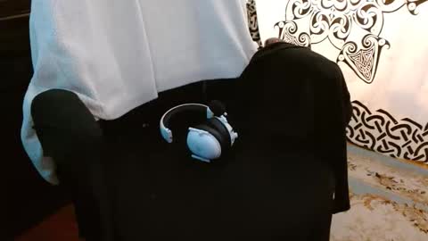 Stonerbear42 online show from January 12, 10:09 am