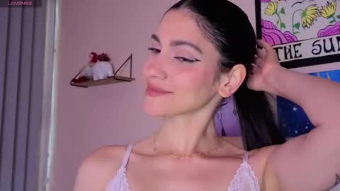 Snapshot of stonned_candy chatting on February 6, 7:50 pm Liz online show from February 6, 7:50 pm