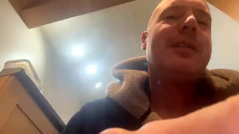 Stoodley22 online show from December 7, 10:12 am