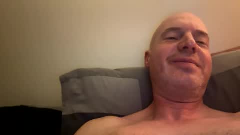 Snapshot of stoodley22 chatting on March 26, 9:09 pm Stoodley22 online show from March 26, 9:09 pm