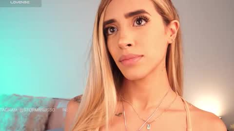 Snapshot of stormirusso chatting on April 7, 2:12 am Mar online show from April 7, 2:12 am