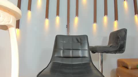 Snapshot of stormluna_22 chatting on November 24, 1:38 am stormluna_22 online show from November 24, 1:38 am