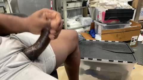 Snapshot of str8blkjaxfl chatting on December 23, 4:28 pm NAV online show from December 23, 4:28 pm