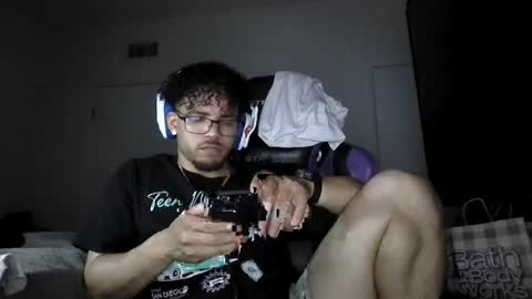 Snapshot of str8dj chatting on June 16, 4:48 am Dj online show from June 16, 4:48 am