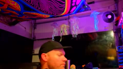 Str8 online show from February 1, 1:59 am