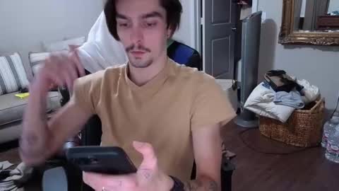 Snapshot of str8whiteboy21 chatting on September 22, 1:51 am str8whiteboy21 online show from September 22, 1:51 am