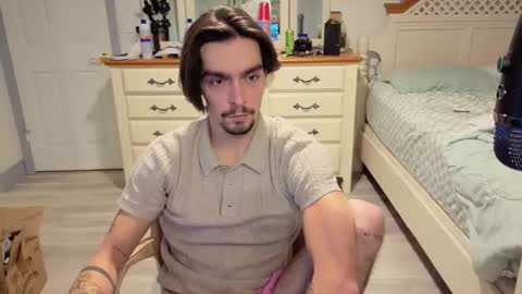 Snapshot of str8whiteboy21 chatting on November 28, 2:14 am str8whiteboy21 online show from November 28, 2:14 am