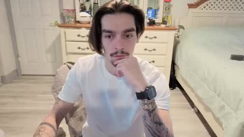 Snapshot of str8whiteboy21 chatting on December 20, 4:36 pm str8whiteboy21 online show from December 20, 4:36 pm