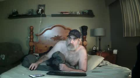 Snapshot of straightbear4you chatting on March 7, 2:34 pm Straightbear4you online show from March 7, 2:34 pm