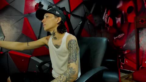 Snapshot of straightboy_nick chatting on September 15, 4:56 am NICK online show from September 15, 4:56 am