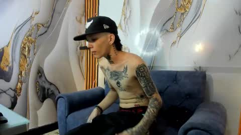 Snapshot of straightboy_nick chatting on September 20, 6:03 am NICK online show from September 20, 6:03 am