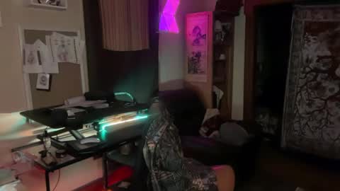 Cowboy Zuhly online show from March 27, 5:57 am