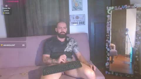 Snapshot of straightopenminds chatting on December 4, 3:32 pm straightopenminds online show from December 4, 3:32 pm