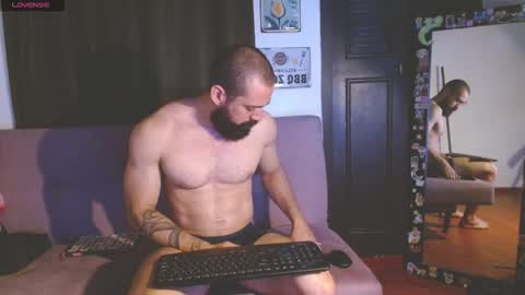 Snapshot of straightopenminds chatting on December 15, 2:21 pm straightopenminds online show from December 15, 2:21 pm