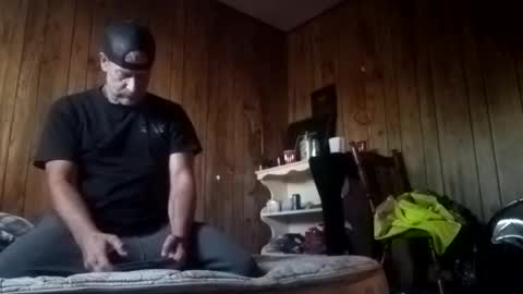 straighttoy online show from October 9, 11:58 pm