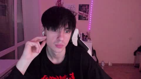 Ray online show from December 11, 5:53 am