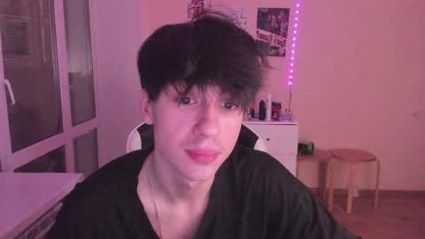 Ray online show from December 20, 1:36 am