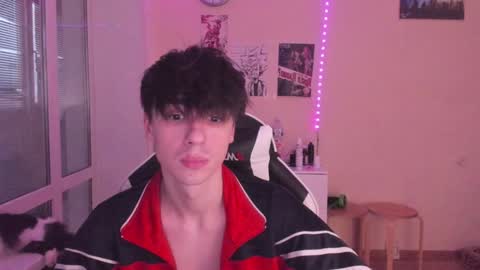 Ray online show from January 3, 6:33 am