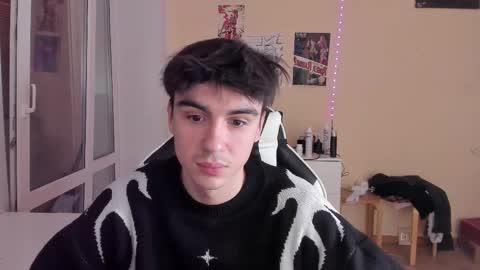 Ray online show from February 9, 4:29 pm