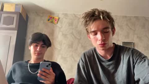 Snapshot of stralght_twinks chatting on July 4, 1:39 pm Ray online show from July 4, 1:39 pm