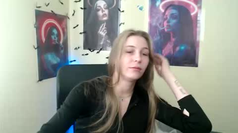 Amalia online show from April 30, 7:04 am
