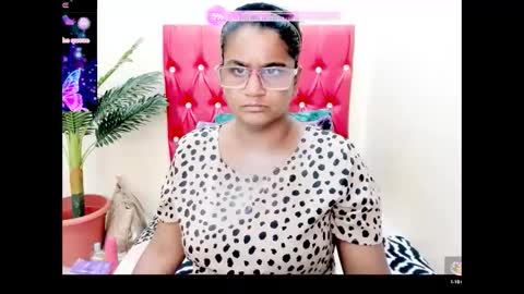 Snapshot of strawberry_lipz chatting on October 27, 5:11 am strawberry_lipz online show from October 27, 5:11 am