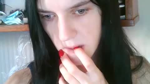 Strawberry Storm online show from July 19, 1:37 pm