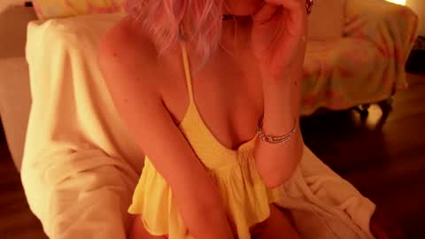 Strawberry Emma online show from July 23, 11:46 pm