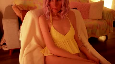 Strawberry Emma online show from July 30, 12:31 am