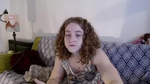 Strawberrylotsacake online show from December 4, 4:05 pm