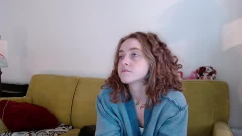 Strawberrylotsacake online show from December 17, 4:02 pm