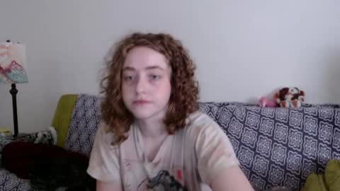 Strawberrylotsacake online show from March 27, 12:49 pm